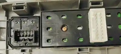 Second-hand car spare part right front power window switch for kia sorento 2.5 crdi ex oem iam references   