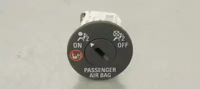 Second-hand car spare part switch for opel astra j lim. 1.6 cdti dpf oem iam references 13577258