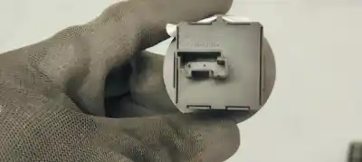 Second-hand car spare part switch for opel astra j lim. 1.6 cdti dpf oem iam references 13577258  