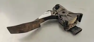 Second-hand car spare part accelerator pedal for opel astra j lim. 1.6 cdti dpf oem iam references 13252702  