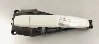 Second-hand car spare part exterior right front door handle for opel astra j lim. 1.6 cdti dpf oem iam references 14096401