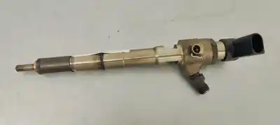 Pezzo di ricambio per auto di seconda mano INIETTORE per SEAT IBIZA BERLINA (6J5)  Riferimenti OEM IAM 03L130277B  