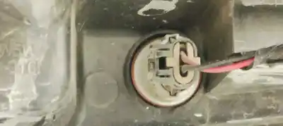 Second-hand car spare part right headlight for kia sorento 2.5 crdi ex oem iam references   