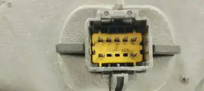 Peça sobressalente para automóvel em segunda mão espelho retrovisor direito por renault scenic ii emotion referências oem iam e9011126  