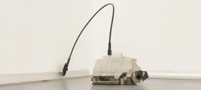 Peça sobressalente para automóvel em segunda mão fechadura da porta dianteira esquerda por renault scenic ii emotion referências oem iam 