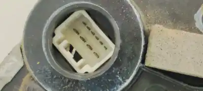 Pezzo di ricambio per auto di seconda mano serratura porta anteriore destra per lexus is200 (ds2/is2) 2.2 d-cat riferimenti oem iam   