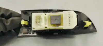 Pezzo di ricambio per auto di seconda mano comando alzacristalli posteriori destro per lexus is200 (ds2/is2) 2.2 d-cat riferimenti oem iam 7427153050  