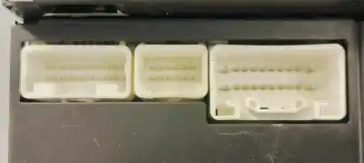 Peça sobressalente para automóvel em segunda mão sistema de áudio / rádio cd por lexus is200 (ds2/is2) 2.2 d-cat referências oem iam 8612053400  
