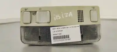 Peça sobressalente para automóvel em segunda mão LUZ INTERIOR por SEAT IBIZA IV BERLINA 1.4 TDI 90 FAP Referências OEM IAM 3B0947105C  