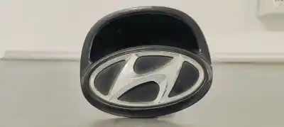Pièce détachée automobile d'occasion POIGNÉE EXTÉRIEURE DE COFFRE / HAYON pour HYUNDAI I30 1.6 CRDI 115 Références OEM IAM 873702R000  