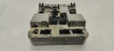 Second-hand car spare part fuse box unit for peugeot 307 break / sw (s1) break xt oem iam references 9651197680  