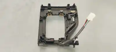 Peça sobressalente para automóvel em segunda mão forra da alavanca de velocidades por mazda 3 lim. () 2.0 cat referências oem iam bld864341  