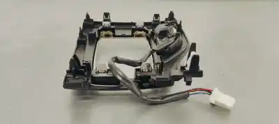 Peça sobressalente para automóvel em segunda mão forra da alavanca de velocidades por mazda 3 lim. () 2.0 cat referências oem iam bld864341  