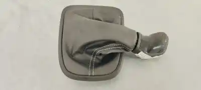 Peça sobressalente para automóvel em segunda mão botão da alavanca de velocidades por citroen c3 1.2i 82 referências oem iam 98124999zd  