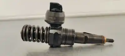 Second-hand car spare part INJECTOR for SEAT IBIZA (6L1) 1.9 TDI OEM IAM references 038130073AJ  