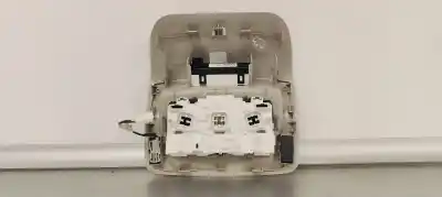 Peça sobressalente para automóvel em segunda mão luz interior por citroen c3 1.2i 82 referências oem iam 9811856677  