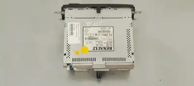 Pezzo di ricambio per auto di seconda mano impianto audio / radio cd per renault captur i (j5_, h5_) 1.5 dci 90 riferimenti oem iam 281151144r  