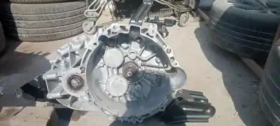 Автозапчасти б/у коробка передач за ssangyong korando (ck) 2.2 xdi ссылки oem iam 3102034045