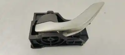 Second-hand car spare part interior left front handle for mazda 3 lim. () 2.0 cat oem iam references t8315  