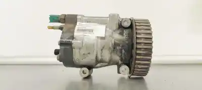 Pièce détachée automobile d'occasion POMPE À INJECTION pour RENAULT KANGOO (F/KC0)  Références OEM IAM 8200057225  