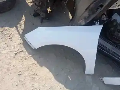 Peça sobressalente para automóvel em segunda mão Guarda-lamas Dianteiro Esquerdo por FORD FOCUS LIM. 1.0 EcoBoost CAT Referências OEM IAM   