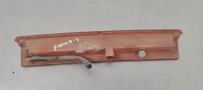 Peça sobressalente para automóvel em segunda mão farolim de travão central por ford focus lim. 1.0 ecoboost cat referências oem iam g1ey13a613aa  