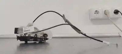 Gebrauchtes Autoersatzteil SCHLOSS DER LINKEN VORDERTÜR zum CITROEN C3 1.2I 82 OEM-IAM-Referenzen 123981  