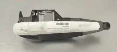 Peça sobressalente para automóvel em segunda mão Puxador Exterior Traseiro Direito por PEUGEOT 208 1.6 16V HDi FAP Referências OEM IAM 9672961080  