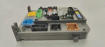 Second-hand car spare part fuse box unit for citroen c4 picasso ii 1.6 hdi / bluehdi 115 oem iam references 9806098680  