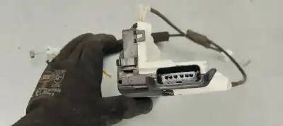 Peça sobressalente para automóvel em segunda mão fechadura da porta dianteira direita por citroen c3 1.4 hdi referências oem iam 006246  