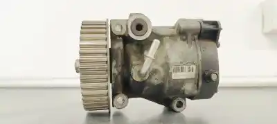 Pezzo di ricambio per auto di seconda mano pompa diniezione per renault kangoo (f/kc0) 1.5 dci diesel riferimenti oem iam 8200057225  