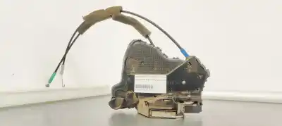 Second-hand car spare part front right door lock for toyota corolla verso (e12) 2.0d4d 115 oem iam references 