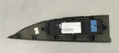 Pièce détachée automobile d'occasion commande de lève vitre avant gauche pour ssangyong kyron 2.0 références oem iam 7225009000  