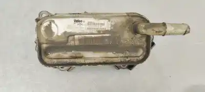 Pezzo di ricambio per auto di seconda mano RADIATORE OLIO MOTORE per TOYOTA COROLLA VERSO (R1)  Riferimenti OEM IAM 157100R01000  