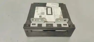 Peça sobressalente para automóvel em segunda mão sistema de áudio / rádio cd por opel insignia a sedán (g09) 2.0 cdti (69) referências oem iam 84016434  