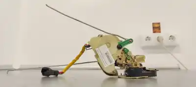 Peça sobressalente para automóvel em segunda mão fechadura da porta traseira esquerda por kia sorento 2.5 crdi ex referências oem iam 