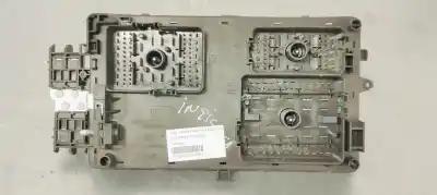 Peça sobressalente para automóvel em segunda mão caixa de fusíveis e relés por opel insignia berlina 2.0cdti 130 fap referências oem iam 13345496