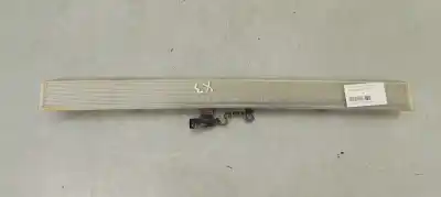 Peça sobressalente para automóvel em segunda mão farolim de travão central por bmw x3 (e83) 3.0d 204 4x4 referências oem iam 