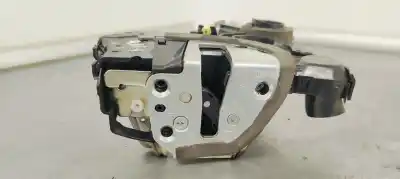 Second-hand car spare part front right door lock for toyota rav 4 (a3) 2.2 turbodiesel cat oem iam references a046693  