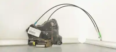 Second-hand car spare part left front door lock for toyota rav 4 (a3) 2.2 turbodiesel cat oem iam references a046693  