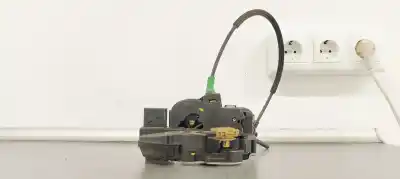 Peça sobressalente para automóvel em segunda mão fechadura da porta traseira direita por opel insignia berlina 2.0cdti 130 fap referências oem iam 3023880