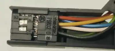 Peça sobressalente para automóvel em segunda mão comutador de limpa vidros por audi a3 (8p) 1.2 16v tfsi referências oem iam 8p0953519e  