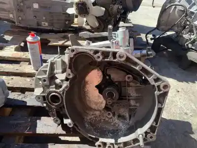 Second-hand car spare part GEARBOX for OPEL ASTRA H BERLINA  OEM IAM references 55192042  