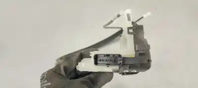 Pezzo di ricambio per auto di seconda mano serratura porta anteriore sinistra per citroen c3 aircross ii (2r_, 2c_) 1.2 puretech 110 (2rhnzb 2rhnzw 2rhnpx 2rhnpj) riferimenti oem iam 266782   Pezzo di ricambio per auto di seconda mano serratura porta anteriore sinistra per citroen c3 aircross ii (2r_, 2c_) 1.2 puretech 110 (2rhnzb 2rhnzw 2rhnpx 2rhnpj) riferimenti oem iam 266782