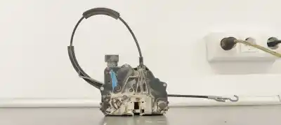 Автозапчастина б/у замок передніх дверей лівий для opel corsa d enjoy посилання на oem iam 13258277  