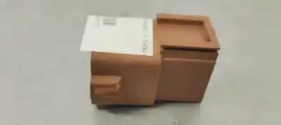 Second-hand car spare part relay for citroen c3 aircross ii (2r_, 2c_) 1.2 puretech 110 (2rhnzb 2rhnzw 2rhnpx 2rhnpj) oem iam references 17325003001  