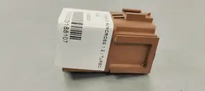 Second-hand car spare part relay for citroen c3 aircross ii (2r_, 2c_) 1.2 puretech 110 (2rhnzb 2rhnzw 2rhnpx 2rhnpj) oem iam references 17325003001  