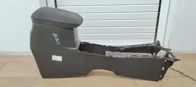Second-hand car spare part center armrest for toyota auris (_e18_) 1.6 (zre181_. zre185_) oem iam references 