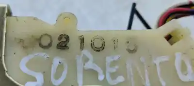 Peça sobressalente para automóvel em segunda mão fechadura da porta traseira direita por kia sorento 2.5 crdi ex referências oem iam 021016  