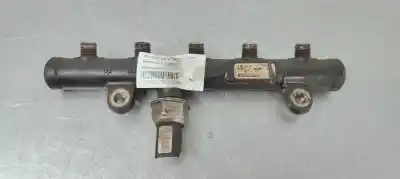 Pezzo di ricambio per auto di seconda mano rampa iniettori per peugeot 407 st sport riferimenti oem iam 9681649580